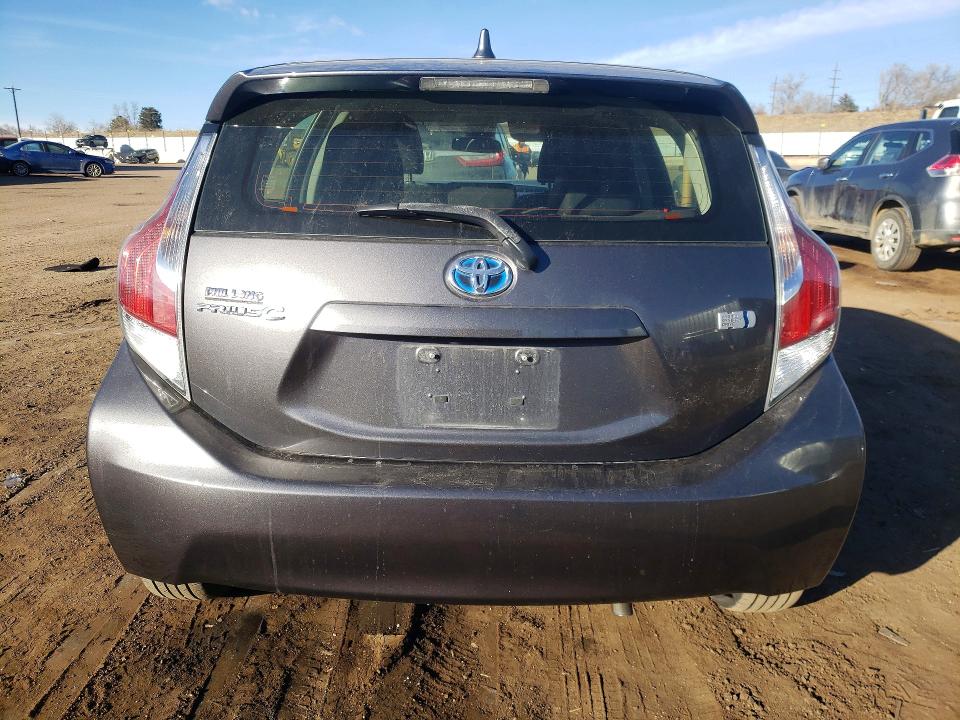 Photo 6 from auction – 2016 TOYOTA PRIUS C with VIN JTDKDTB36G1121920