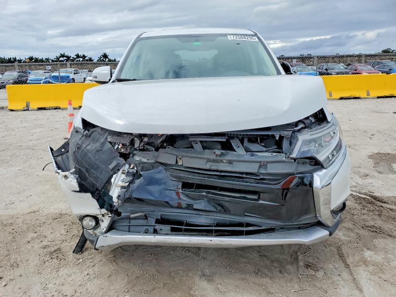 Photo 5 from auction – 2018 MITSUBISHI OUTLANDER with VIN JA4AD3A33JZ033407