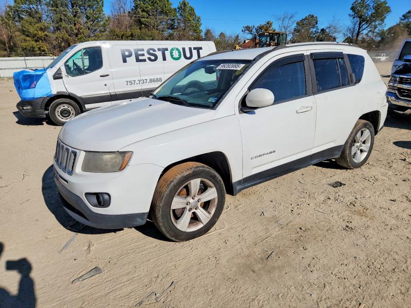 JEEP COMPASS 2016 with VIN 1C4NJCEA3GD640759 - Photo from auction