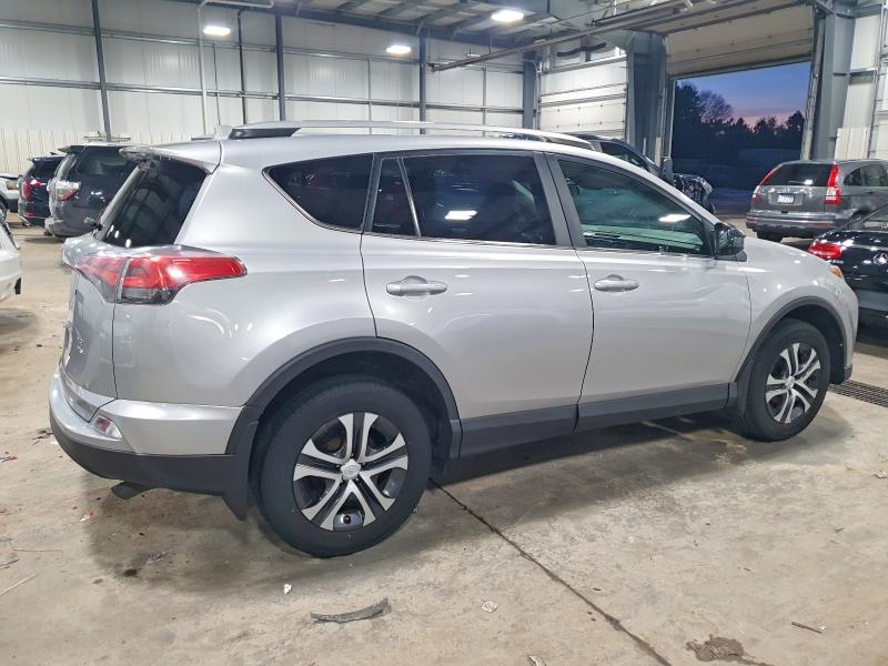 Photo 3 from auction – 2017 TOYOTA RAV4 LE with VIN 2T3BFREV8HW621428