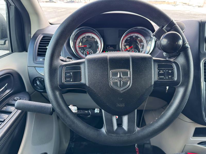 Photo 13 from auction – 2012 DODGE GRAND CARA with VIN 2C4RDGCG1CR104438