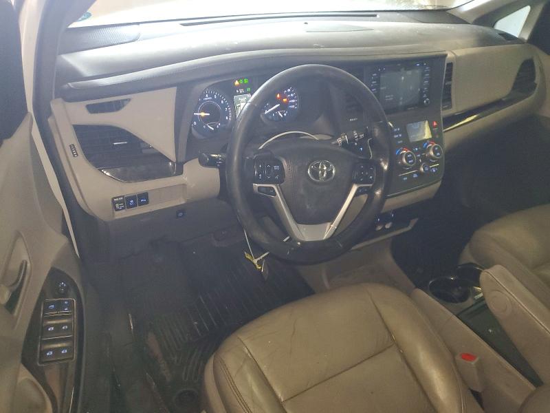Photo 8 from auction – 2019 TOYOTA SIENNA with VIN 5TDYZ3DC6KS003130