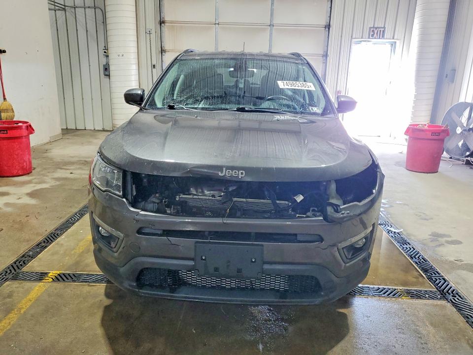 Photo 5 from auction – 2020 JEEP COMPASS with VIN 3C4NJDBB2LT115649