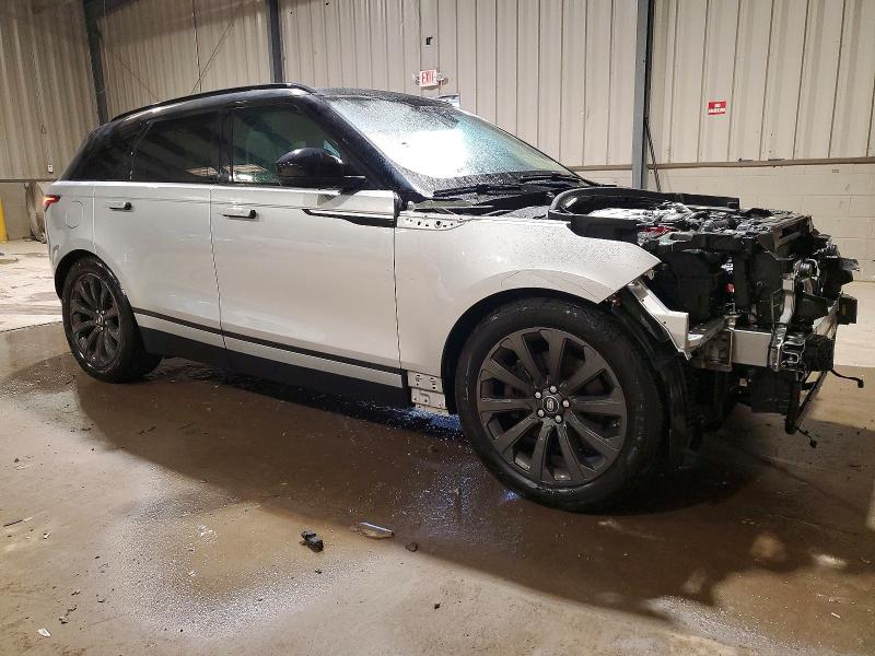 Photo 4 from auction – 2019 LAND ROVER RANGE ROVER VELAR with VIN SALYB2FV0KA226475