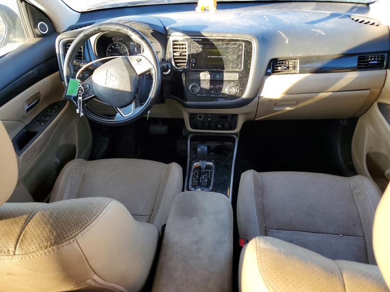 Photo 8 from auction – 2017 MITSUBISHI OUTLANDER with VIN JA4AZ3A36HZ065005