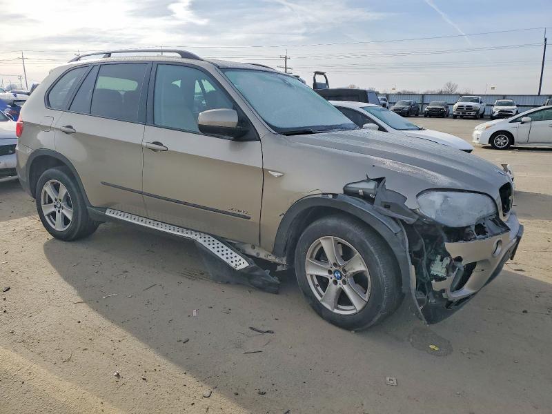 Photo 4 from auction – 2012 BMW X5 with VIN 5UXZW0C52CL663889