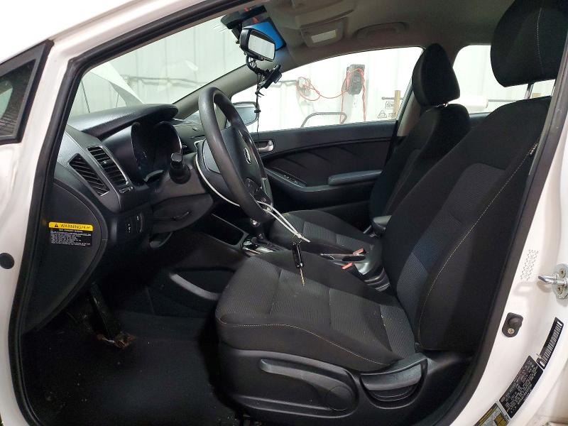 Photo 7 from auction – 2017 KIA FORTE LX with VIN 3KPFK4A70HE069250