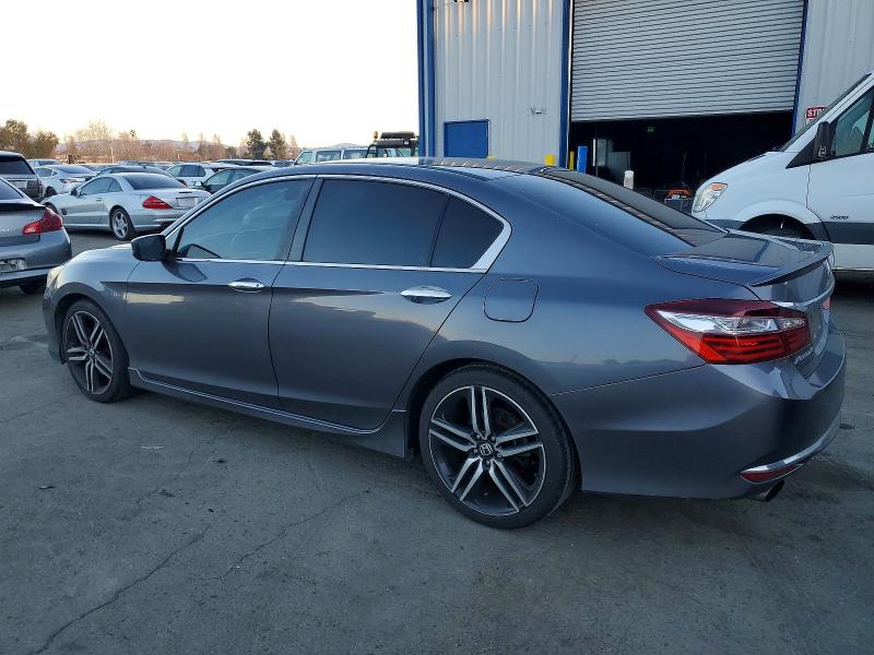 Photo 2 from auction – 2017 HONDA ACCORD with VIN 1HGCR2F10HA045591