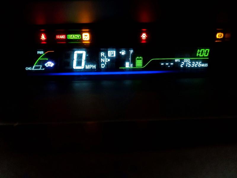 Photo 9 from auction – 2013 TOYOTA PRIUS V with VIN JTDZN3EU3D3261990