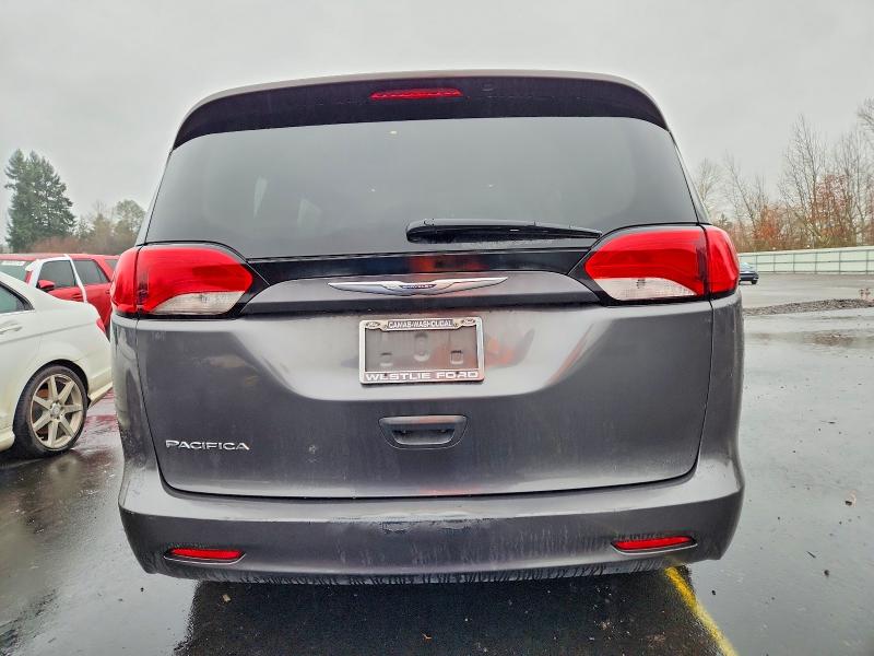 Photo 6 from auction – 2017 CHRYSLER PACIFICA with VIN 2C4RC1CG4HR683089