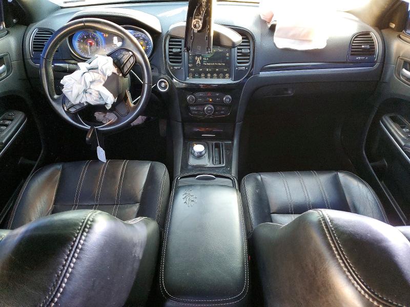 Photo 8 from auction – 2022 CHRYSLER 300 S with VIN 2C3CCABG8NH130880