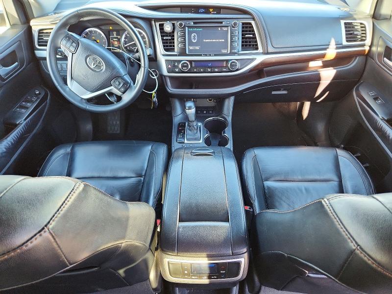 Photo 8 from auction – 2016 TOYOTA HIGHLANDER with VIN 5TDJKRFH9GS283960