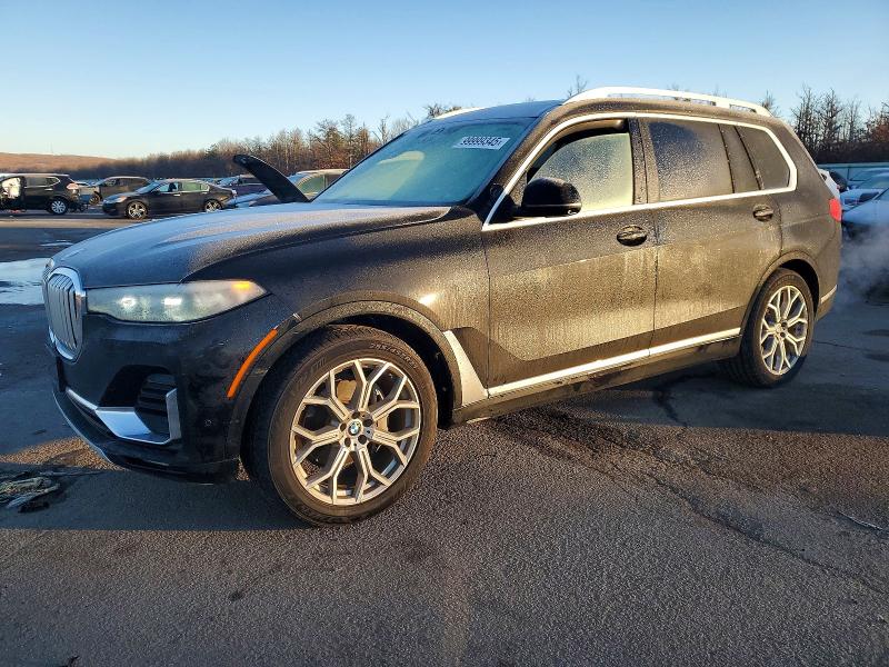 BMW X7 XDRIVE4 2020 with VIN 5UXCW2C03L9B98352 - Photo from auction