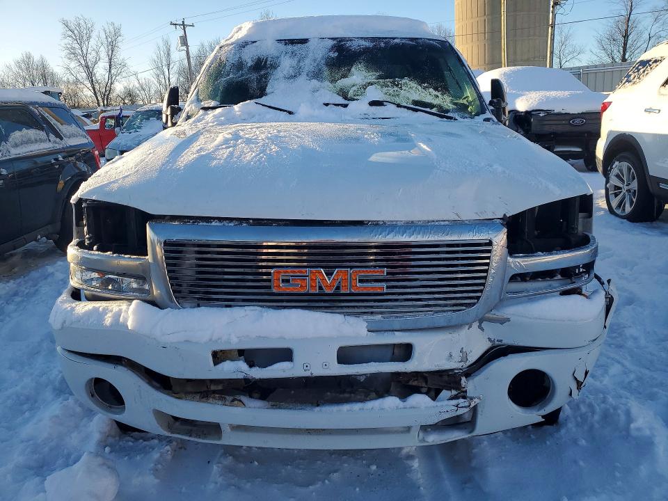 Photo 5 from auction – 2003 GMC NEW SIERRA with VIN 1GTEK19T93E118574