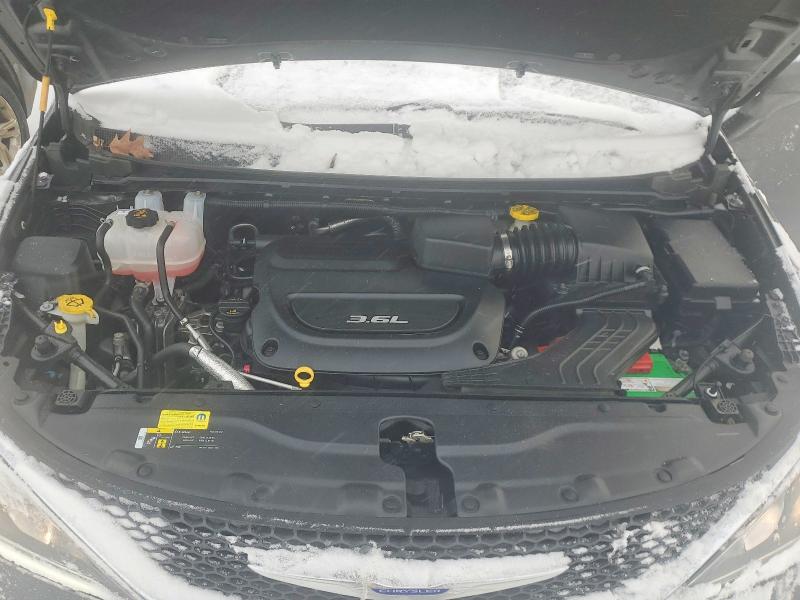 Photo 12 from auction – 2018 CHRYSLER PACIFICA T with VIN 2C4RC1BG6JR114946