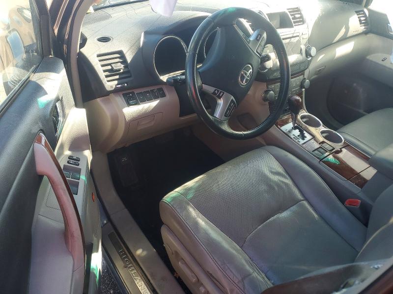 Photo 8 from auction – 2011 TOYOTA HIGHLANDER with VIN 5TDYK3EHXBS043323