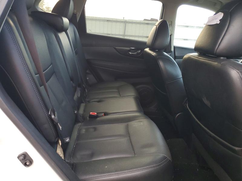 Photo 11 from auction – 2017 NISSAN ROGUE SV with VIN 5N1AT2MVXHC843335
