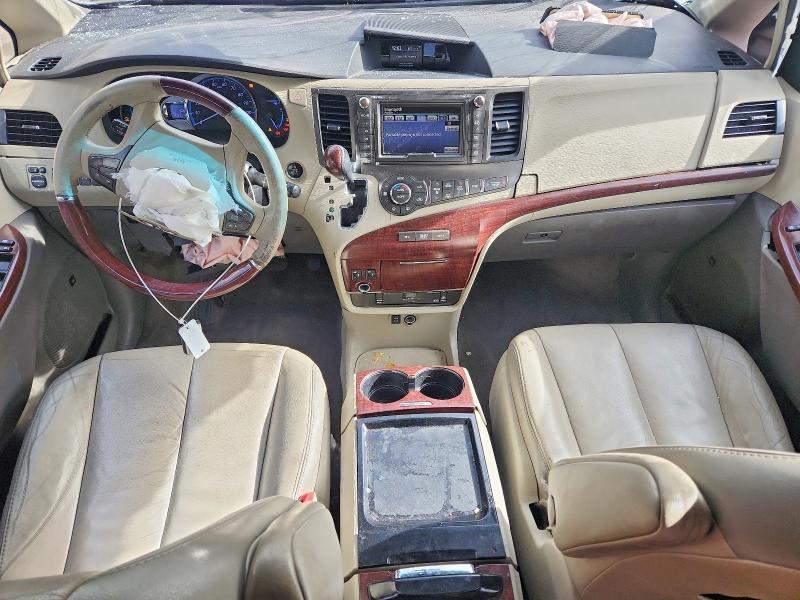 Photo 8 from auction – 2011 TOYOTA SIENNA with VIN 5TDDK3DC2BS029176