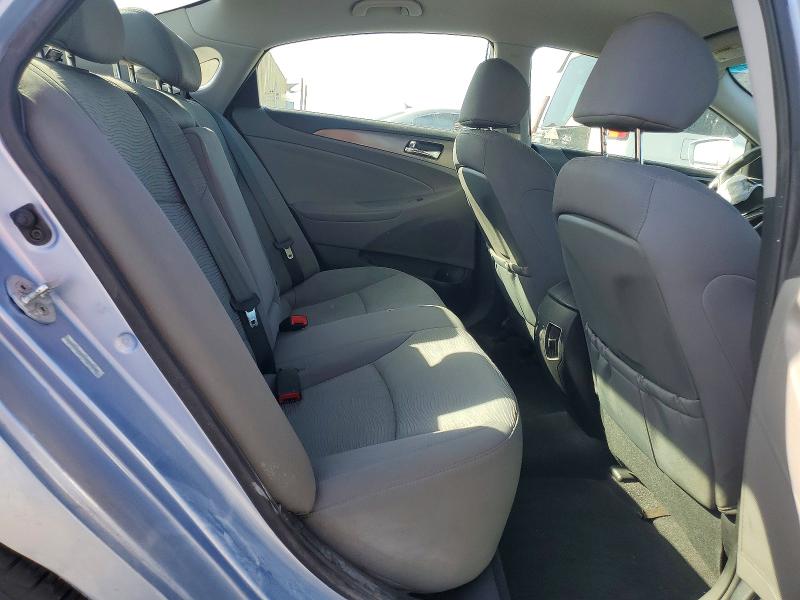 Photo 10 from auction – 2012 HYUNDAI SONATA HYB with VIN KMHEC4A43CA033008