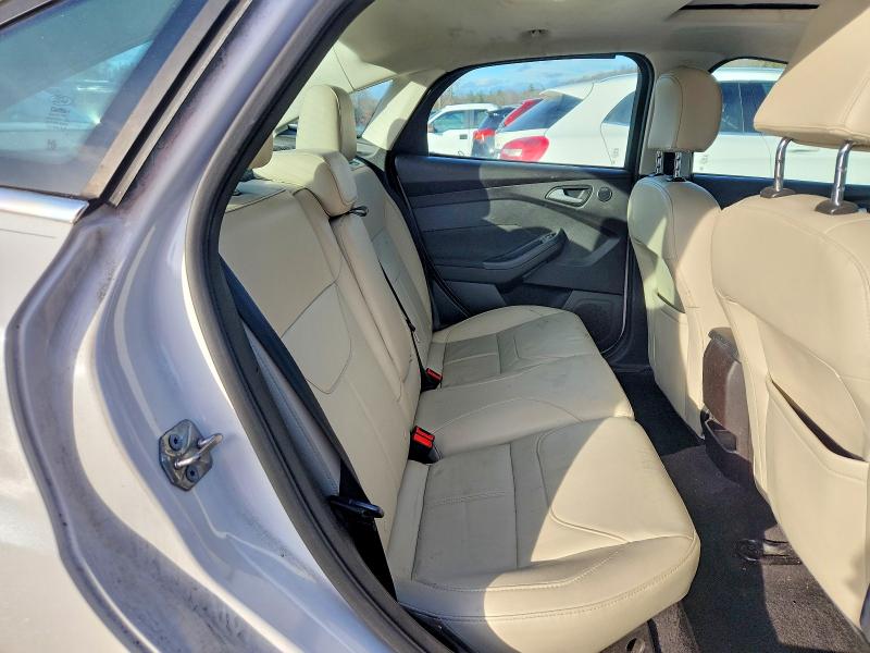 Photo 10 from auction – 2017 FORD FOCUS with VIN 1FADP3J29HL268009