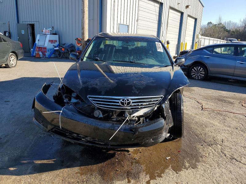 Photo 5 from auction – 2005 TOYOTA CAMRY LE with VIN 4T1BE32K15U628106