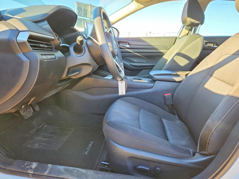 Photo 7 from auction – 2019 NISSAN ALTIMA with VIN 1N4BL4BW8KN304715