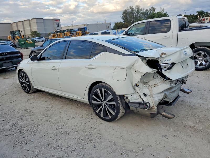 Photo 2 from auction – 2022 NISSAN ALTIMA SR with VIN 1N4BL4CV7NN385295