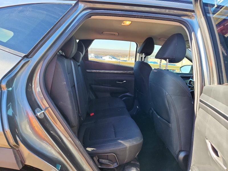 Photo 11 from auction – 2023 HYUNDAI TUCSON SEL with VIN 5NMJBCAEXPH260149