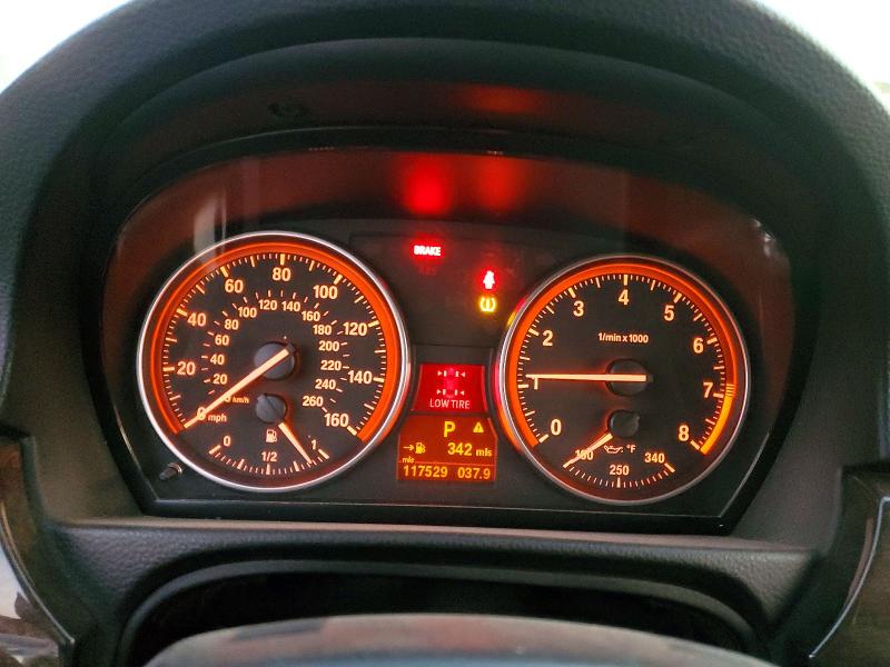 Photo 9 from auction – 2013 BMW 328 I SULE with VIN WBADW7C51DE733955