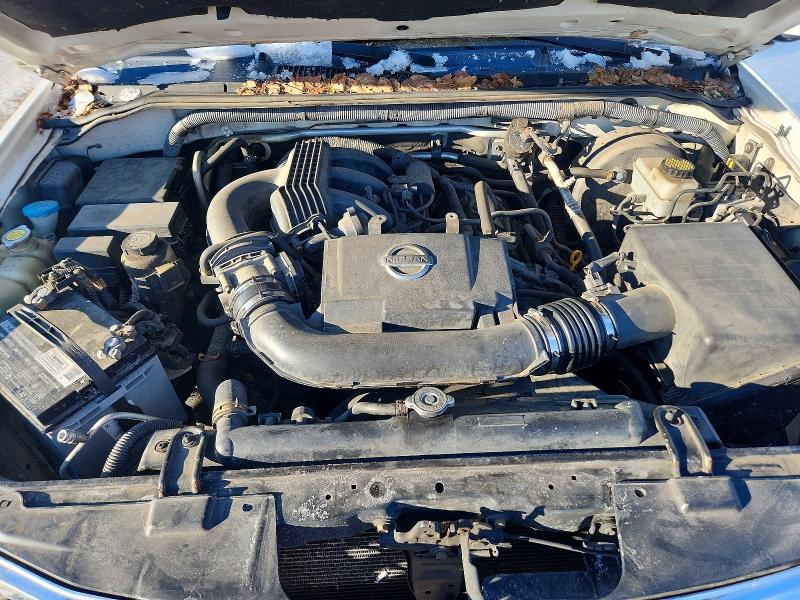 Photo 12 from auction – 2010 NISSAN PATHFINDER with VIN 5N1AR1NB3AC611470