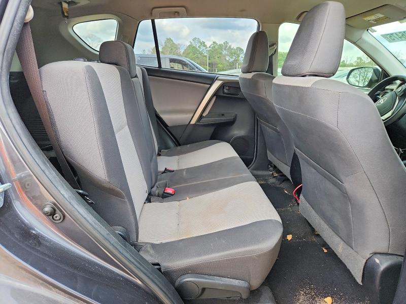 Photo 11 from auction – 2014 TOYOTA RAV4 LE with VIN JTMZFREVXEJ022734
