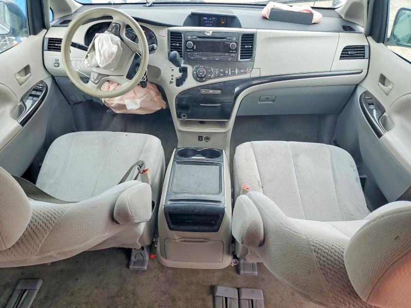 Photo 8 from auction – 2013 TOYOTA SIENNA with VIN 5TDKK3DC6DS354424
