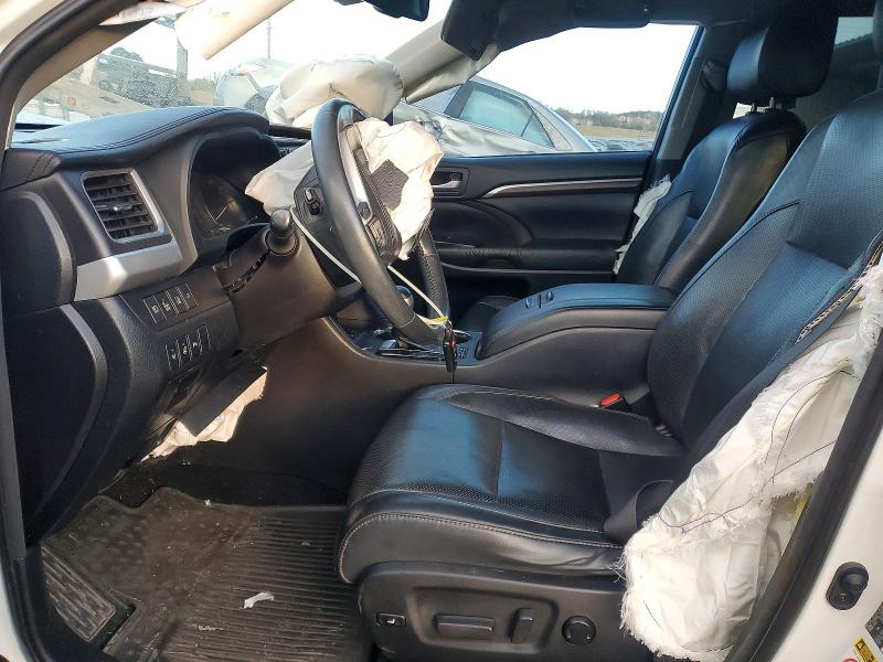 Photo 7 from auction – 2016 TOYOTA HIGHLANDER with VIN 5TDDKRFH1GS269905
