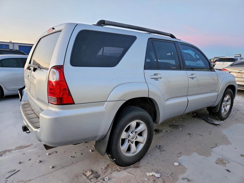 Photo 3 from auction – 2007 TOYOTA 4RUNNER SR with VIN JTEZU14RX78079436