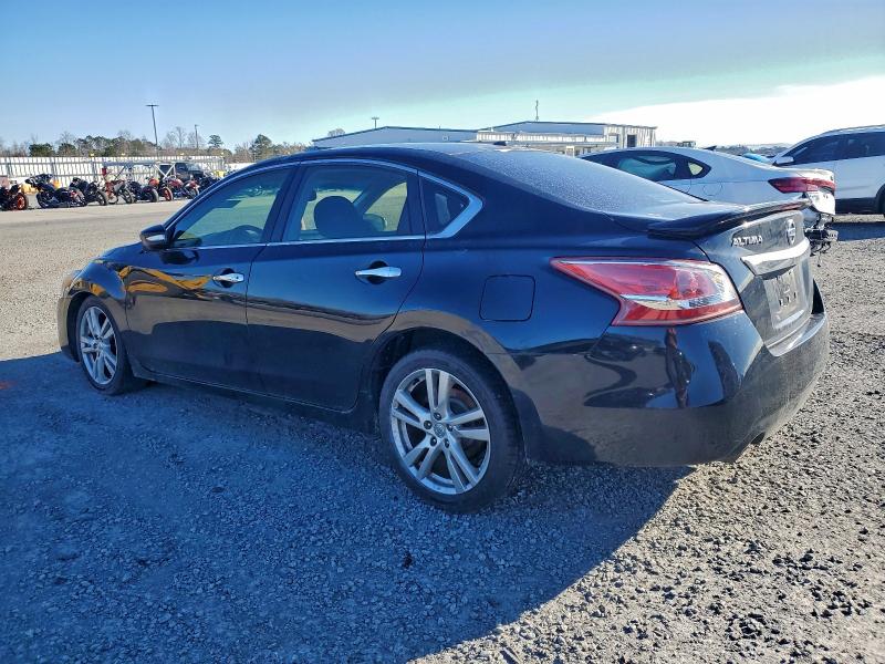 Photo 2 from auction – 2013 NISSAN ALTIMA 3.5 with VIN 1N4BL3AP7DN422827