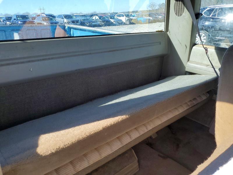 Photo 10 from auction – 1994 CHEVROLET GMT-400 C1 with VIN 2GCEC19H6R1135478