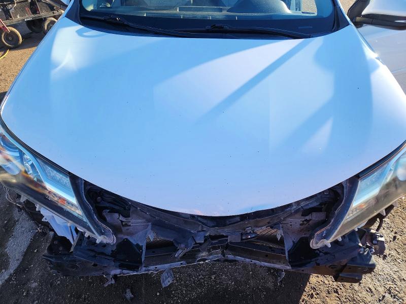 Photo 12 from auction – 2015 TOYOTA RAV4 XLE with VIN JTMWFREV6FJ044248