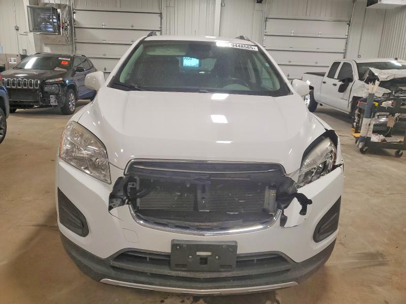 Photo 5 from auction – 2015 CHEVROLET TRAX 1LT with VIN 3GNCJRSB1FL242229