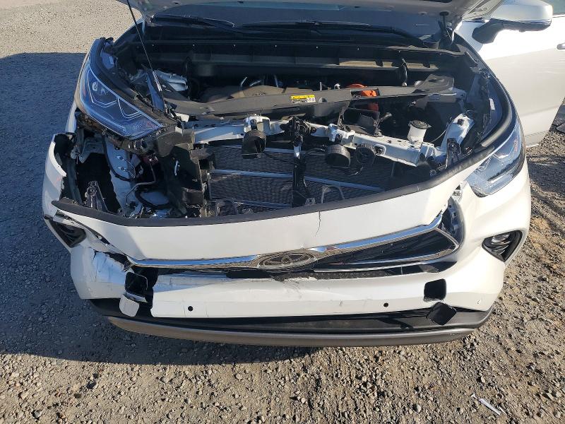 Photo 12 from auction – 2025 TOYOTA HIGHLANDER with VIN 5TDKBRCH8SS648596