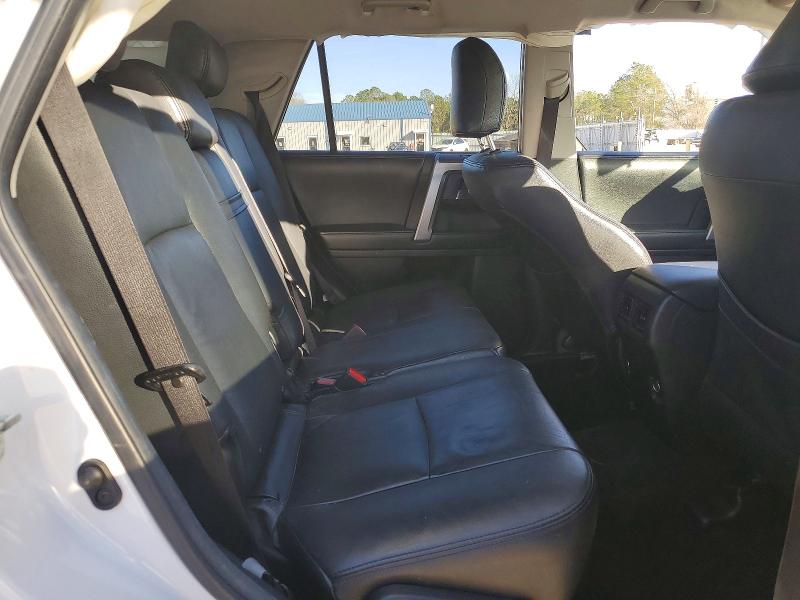 Photo 11 from auction – 2016 TOYOTA 4RUNNER SR with VIN JTEZU5JR9G5119194