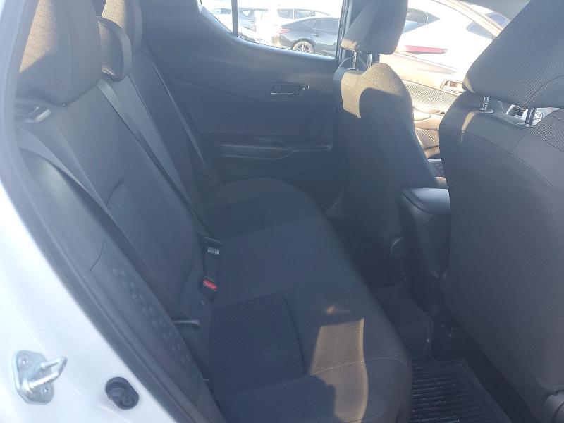 Photo 11 from auction – 2021 TOYOTA C-HR XLE with VIN NMTKHMBX1MR127585