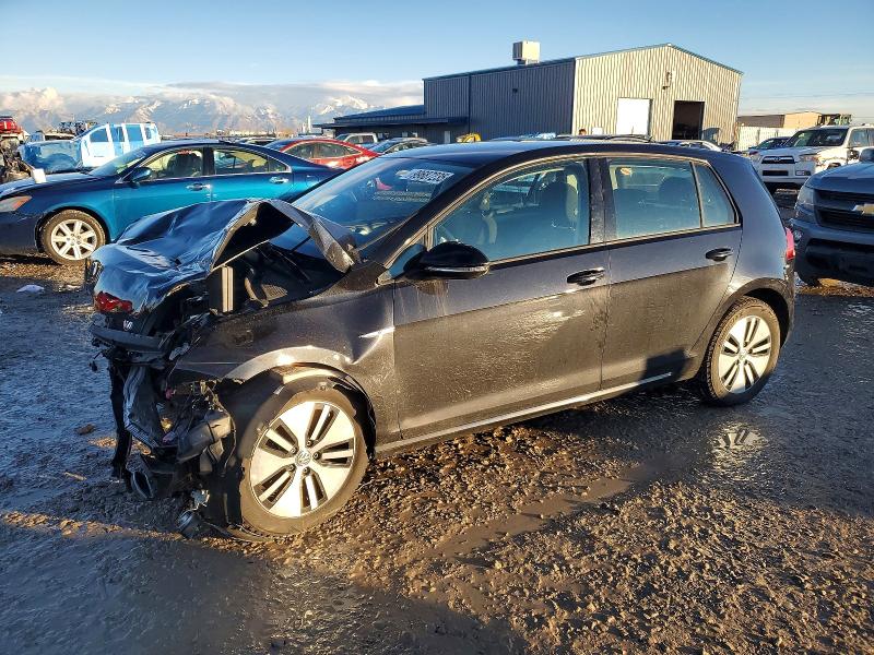 VOLKSWAGEN E-GOLF 2016 with VIN WVWKP7AU0GW916005 - Photo from auction