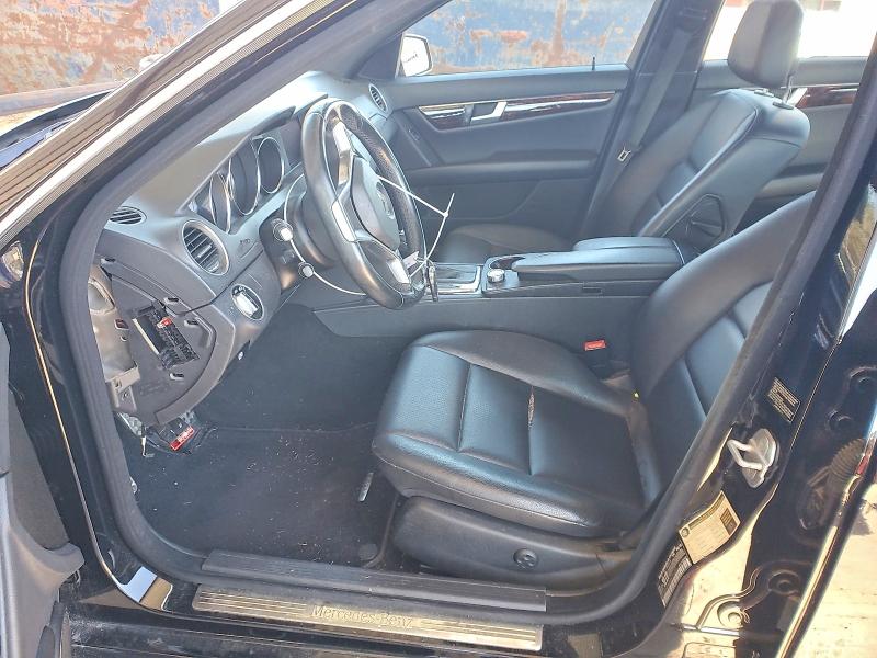 Photo 7 from auction – 2013 MERCEDES-BENZ C 250 with VIN WDDGF4HB3DA791771