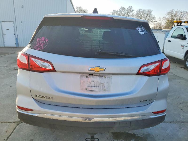 Photo 6 from auction – 2020 CHEVROLET EQUINOX with VIN 2GNAXTEV1L6253109