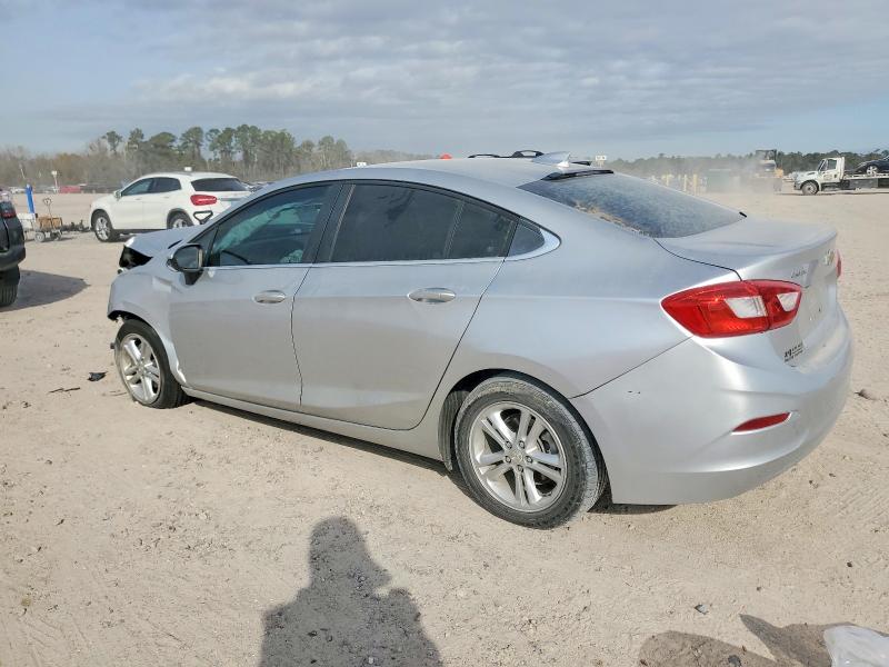 Photo 2 from auction – 2017 CHEVROLET CRUZE with VIN 3G1BE5SM7HS522385