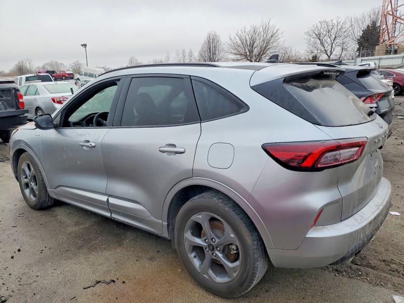 Photo 2 from auction – 2023 FORD ESCAPE ST with VIN 1FMCU0MN2PUA42112
