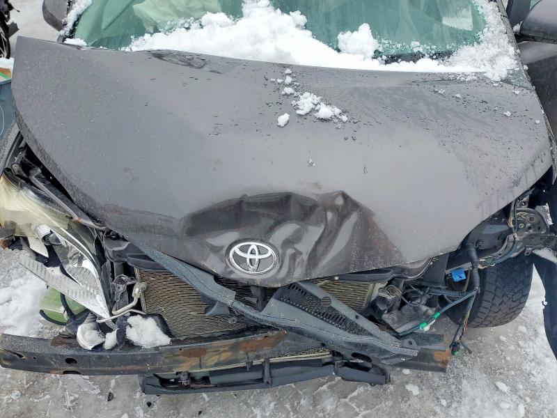 Photo 12 from auction – 2011 TOYOTA SIENNA LE with VIN 5TDKK3DC9BS101756