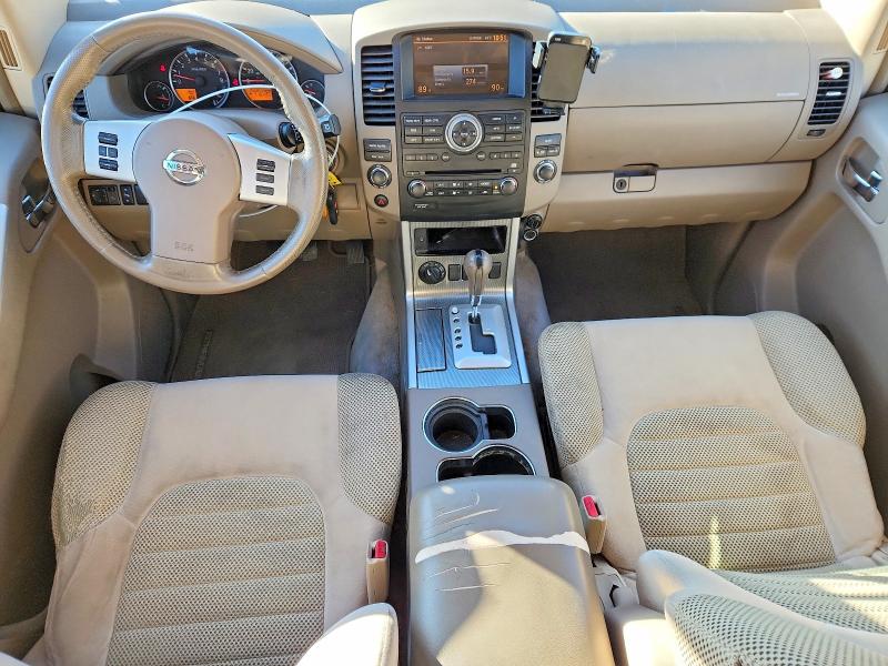 Photo 8 from auction – 2011 NISSAN PATHFINDER with VIN 5N1AR1NB1BC622145