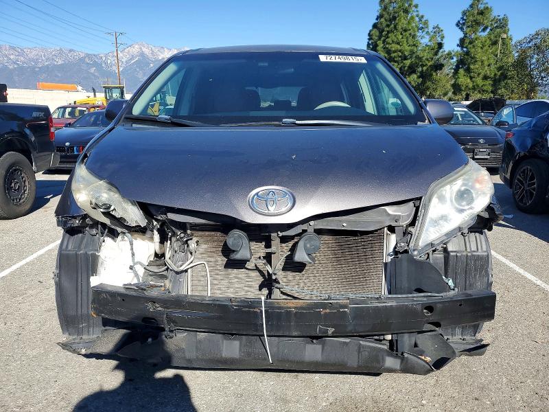 Photo 5 from auction – 2011 TOYOTA SIENNA with VIN 5TDKK3DC7BS139809