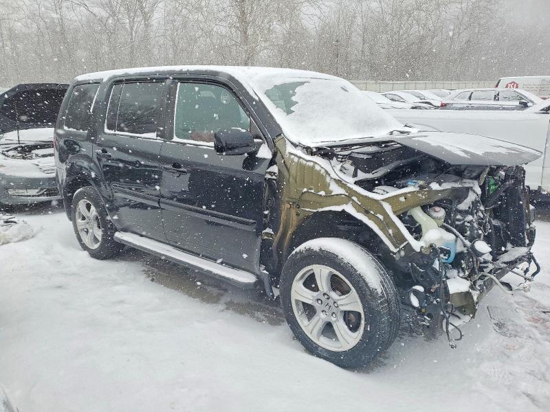 Фото 4 с аукциона – 2015 HONDA PILOT SE с VIN 5FNYF4H37FB061847